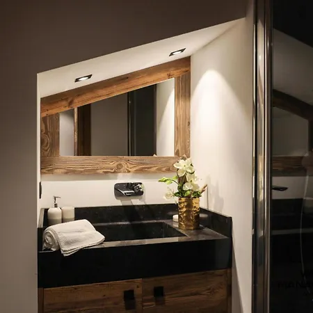 Grandes Bosses - Beau Penthouse Au Charme Montagnard Mae-5844 * Courchevel