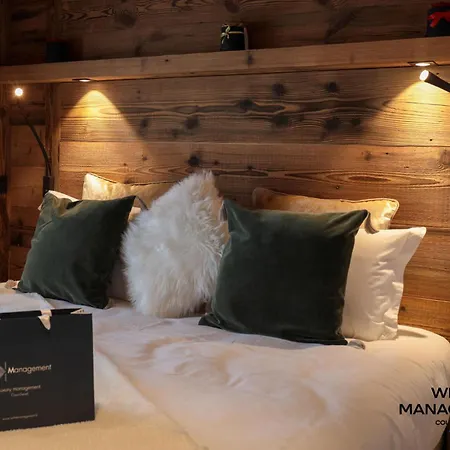 Grandes Bosses - Beau Penthouse Au Charme Montagnard Mae-5844 *